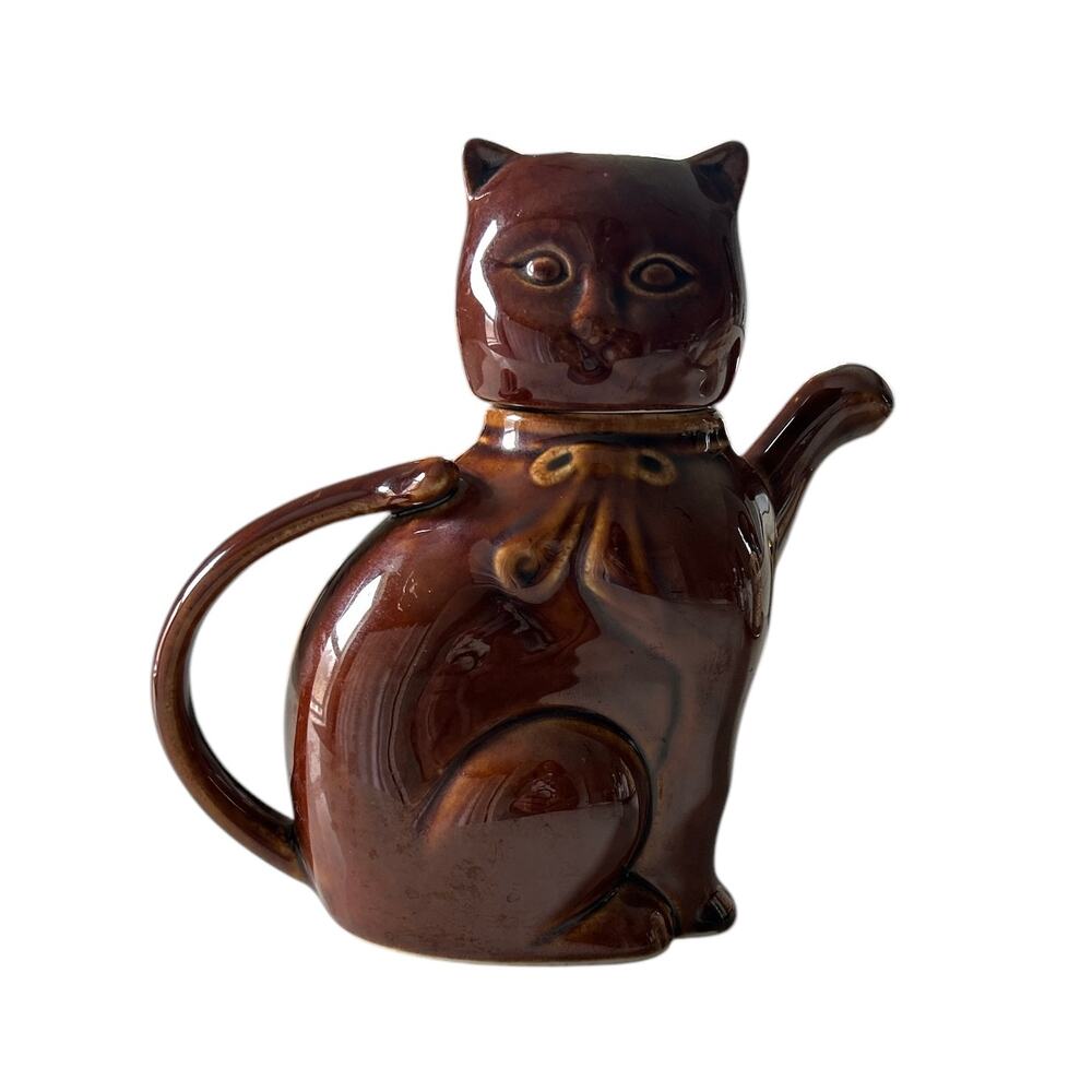 Vintage Chinese‎ Porcelain Havana Brown Cat Teapot with Paw Spout
